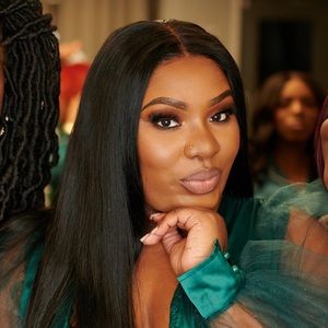 Meet your Posher, Renee